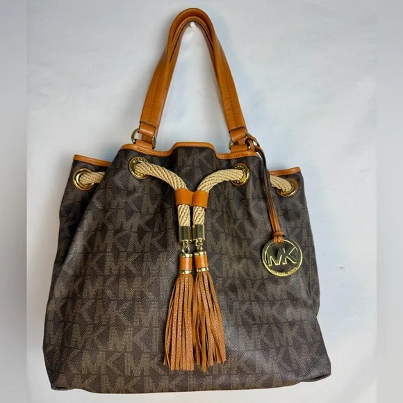 Michael Kors Brown and Tan Shoulder Bag - Picture 2 of 9